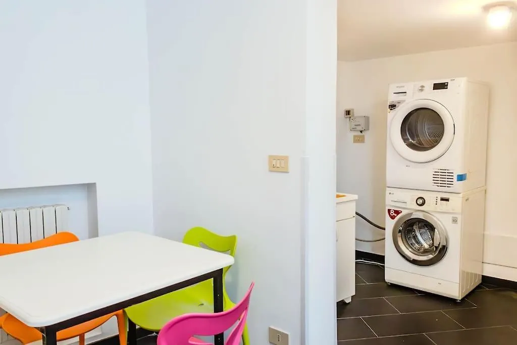 Super Central Apartment Palermo Italy
